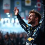 thomas ronhaar triomphe lors de la 8ème manche du championnat du monde de sim racing f1, s'imposant à l'issue d'une seconde épreuve palpitante. découvrez les moments forts et les performances des pilotes dans cette compétition virtuelle exaltante.